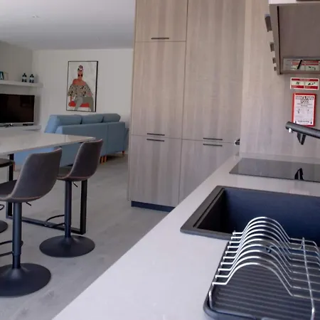 Malho's House * Ferrel (Leiria)